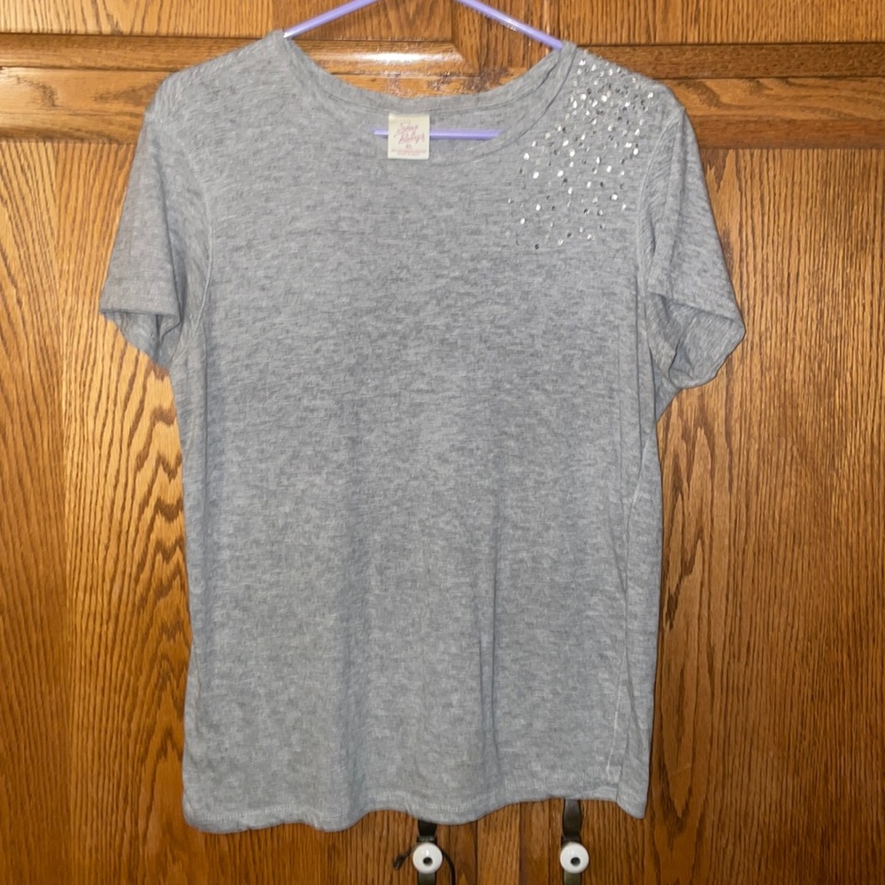 Gray sequined t shirt